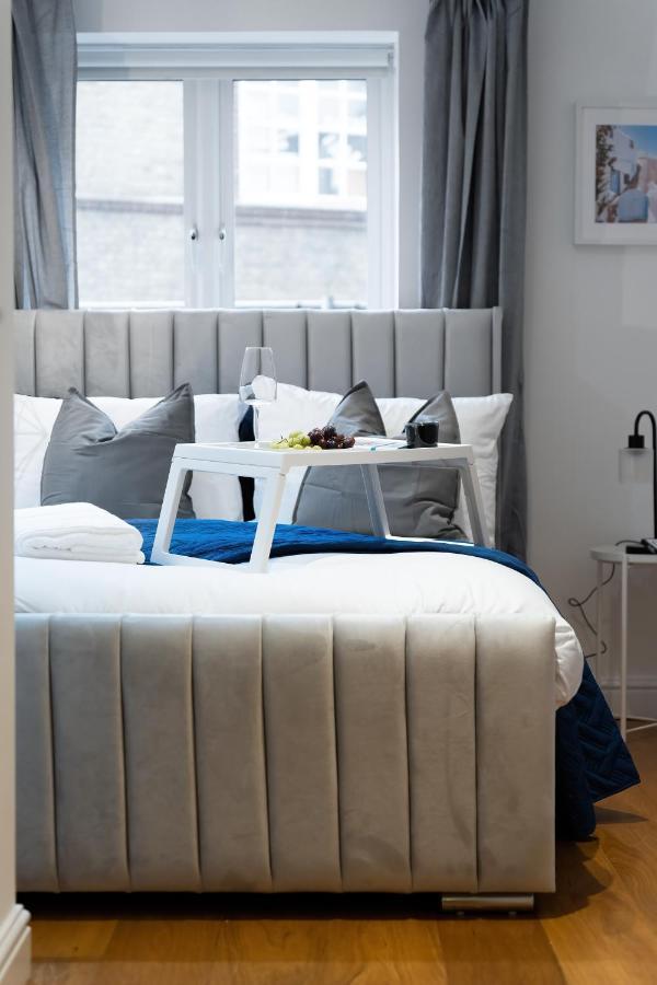 Chic 3 Bed Apartment Near London Bridge With Balcony Eksteriør billede