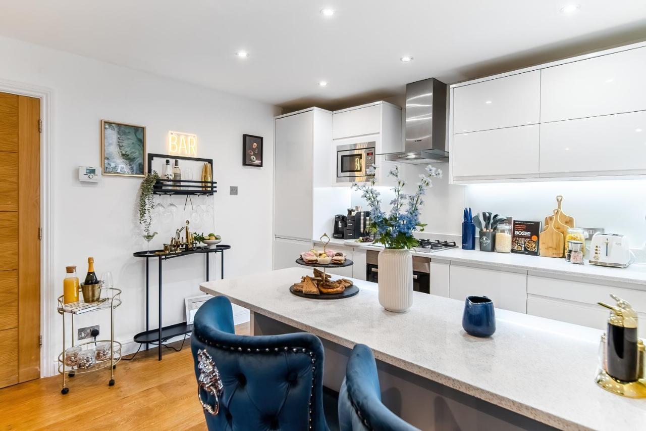 Chic 3 Bed Apartment Near London Bridge With Balcony Eksteriør billede