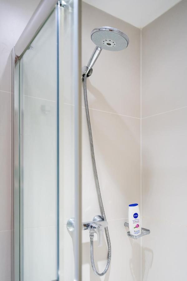 Chic 3 Bed Apartment Near London Bridge With Balcony Eksteriør billede
